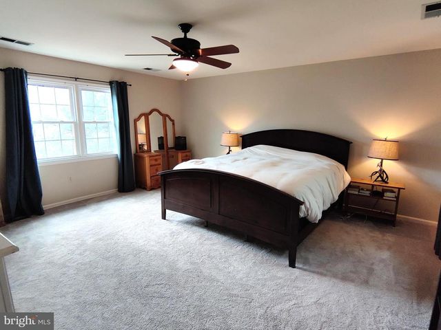 12761 FLAT MEADOW LN, Herndon, VA 20171