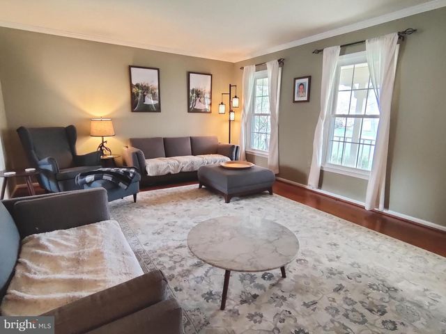 12761 FLAT MEADOW LN, Herndon, VA 20171