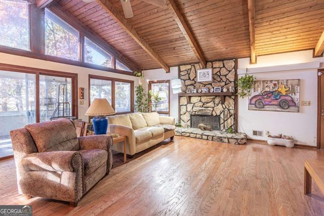 8704 Lake Drive, Snellville, GA 30039