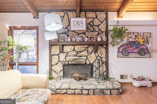 8704 Lake Drive, Snellville, GA 30039