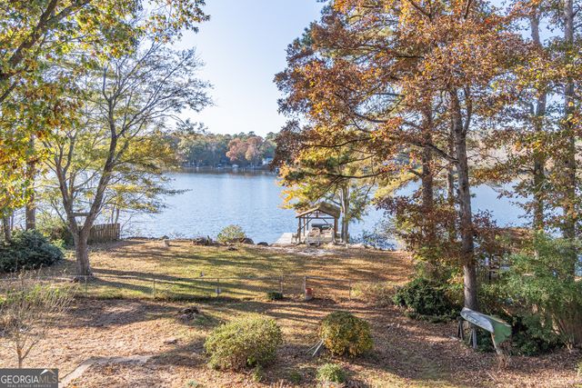 8704 Lake Drive, Snellville, GA 30039