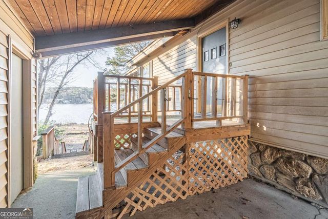 8704 Lake Drive, Snellville, GA 30039