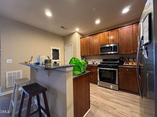 216 Murray Glen Drive, Cary, NC 27519