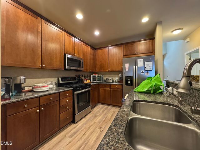 216 Murray Glen Drive, Cary, NC 27519