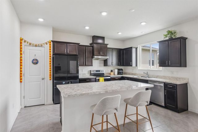 9963 SUNRISE VIEW COURT, Seffner, FL 33584