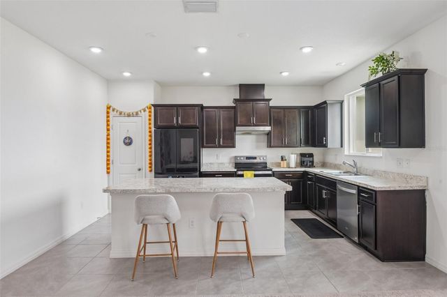 9963 SUNRISE VIEW COURT, Seffner, FL 33584
