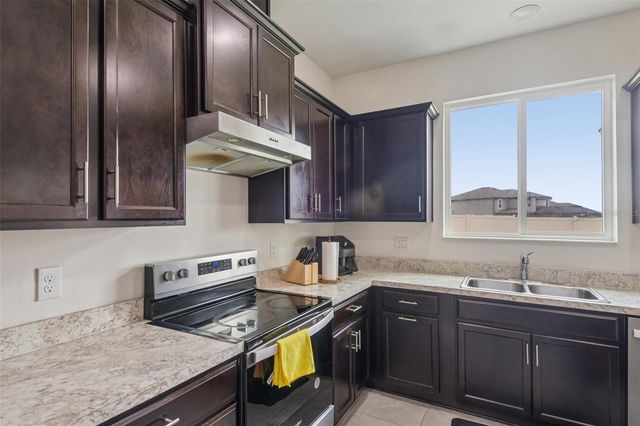 9963 SUNRISE VIEW COURT, Seffner, FL 33584