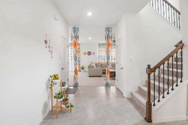 9963 SUNRISE VIEW COURT, Seffner, FL 33584