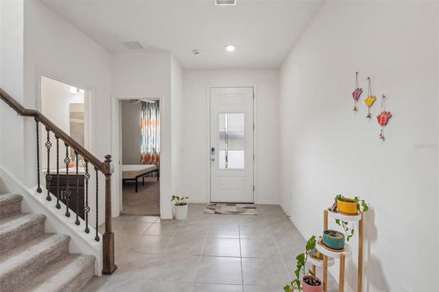 9963 SUNRISE VIEW COURT, Seffner, FL 33584