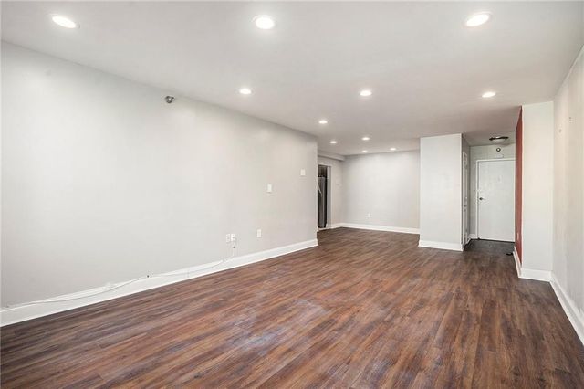 2479 Peachtree NE Road 708, Atlanta, GA 30305