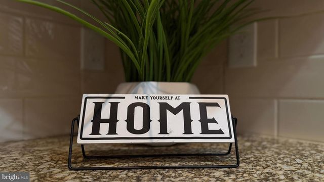 1848 GREENWOOD AVE, Hamilton, NJ 08609