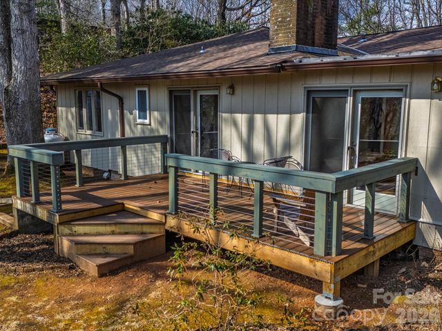 200 Canterbury Road, Cullowhee, NC 28723
