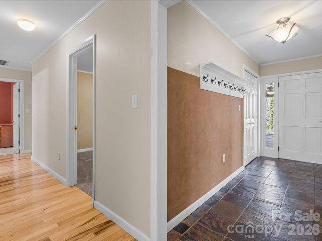 200 Canterbury Road, Cullowhee, NC 28723