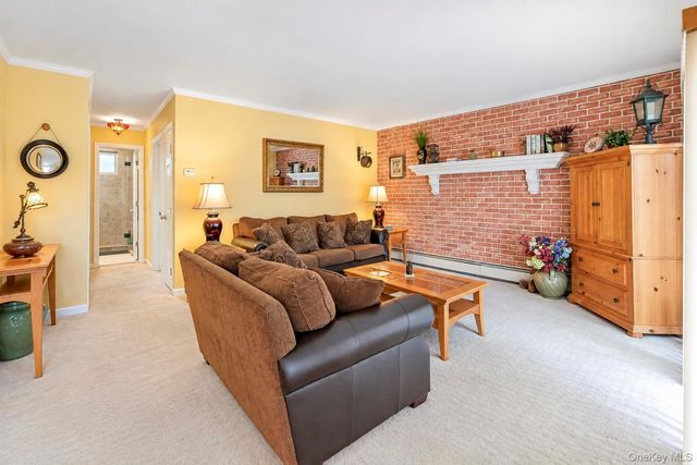 107 Richmond Boulevard 4B, Ronkonkoma, NY 11779