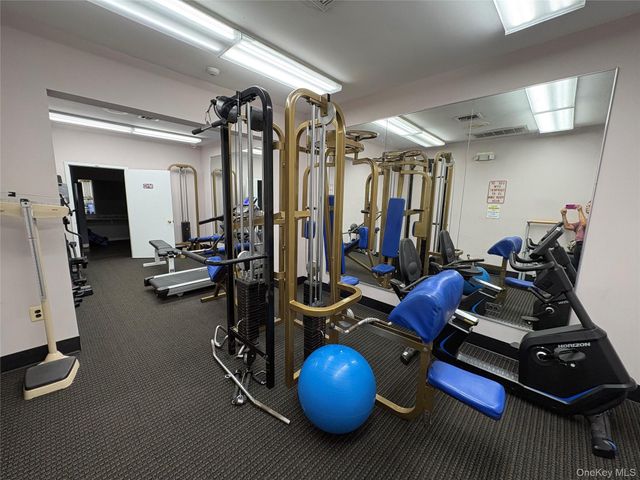 107 Richmond Boulevard 4B, Ronkonkoma, NY 11779
