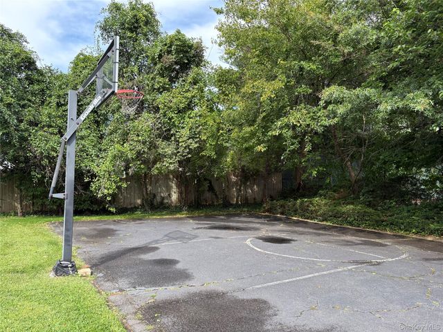 107 Richmond Boulevard 4B, Ronkonkoma, NY 11779
