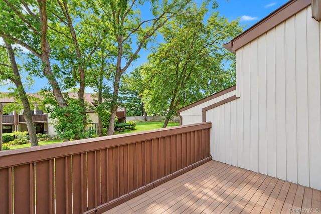 107 Richmond Boulevard 4B, Ronkonkoma, NY 11779