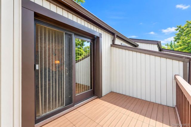 107 Richmond Boulevard 4B, Ronkonkoma, NY 11779
