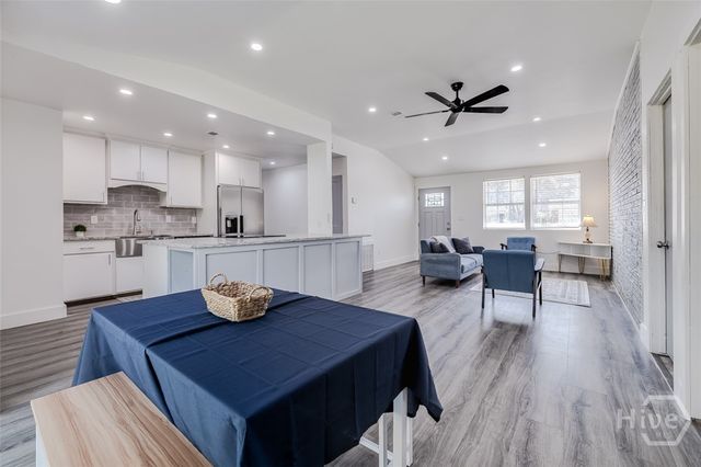 320 Wilshire Boulevard, Savannah, GA 31419