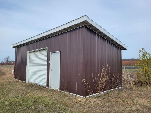 72nd Street, Covert, MI 49043