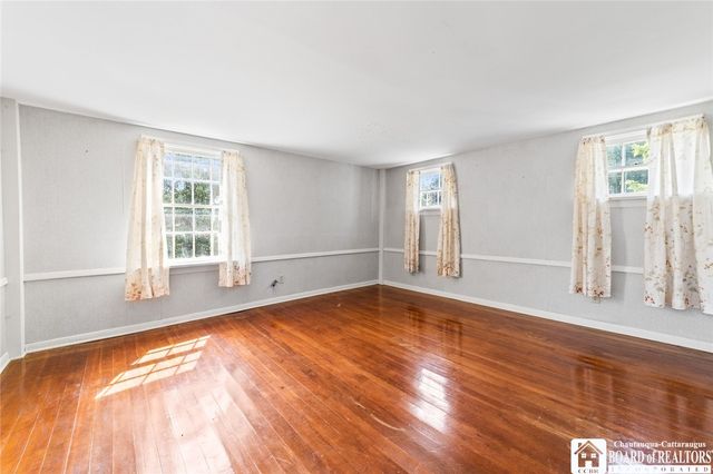 4626 Van Buren Road, Pomfret, NY 14048