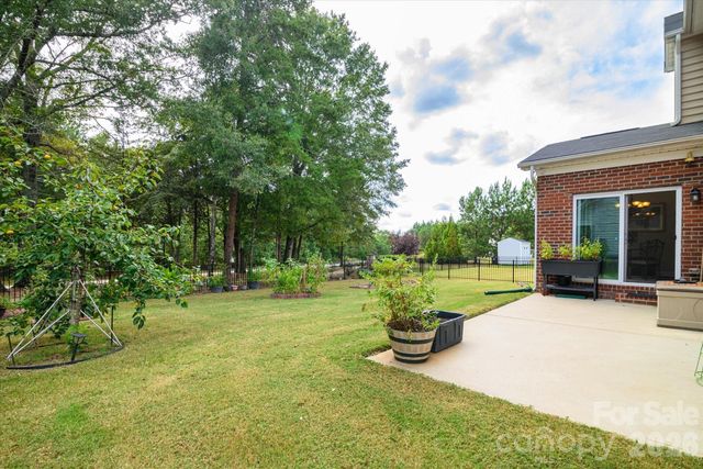 318 Willow Tree Drive, Rock Hill, SC 29732