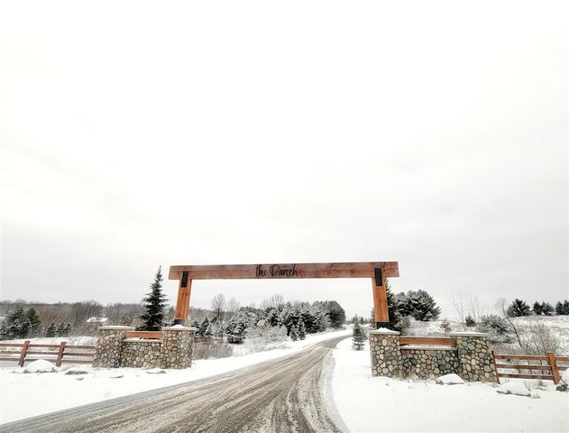 6515 Chaffey Creek Trail, Richland, MI 49083