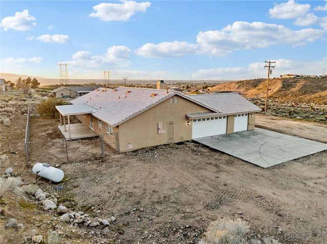 9230 Allegra Vista, Apple Valley, CA 92308