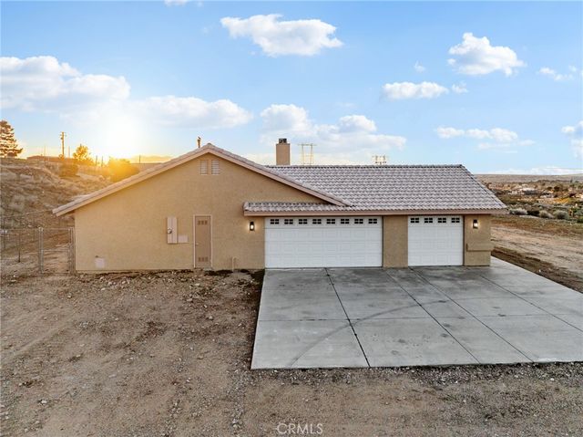 9230 Allegra Vista, Apple Valley, CA 92308