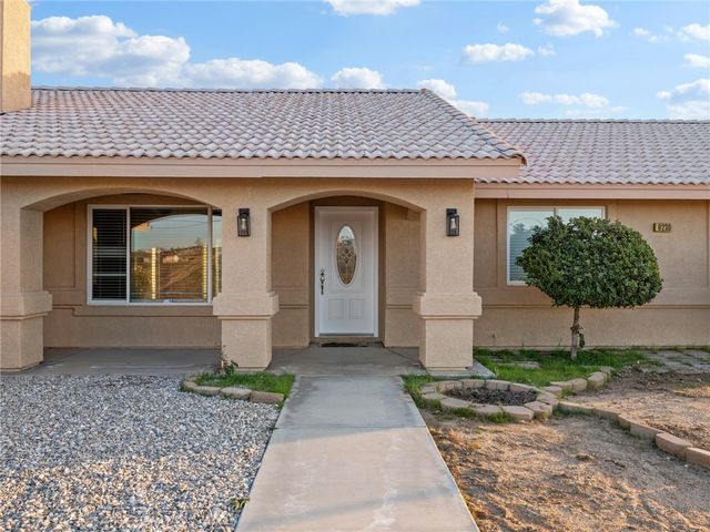 9230 Allegra Vista, Apple Valley, CA 92308