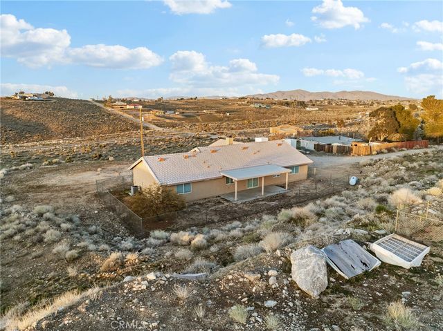 9230 Allegra Vista, Apple Valley, CA 92308