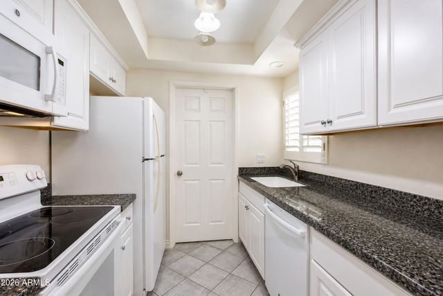 1141 E BERYL Avenue, Phoenix, AZ 85020