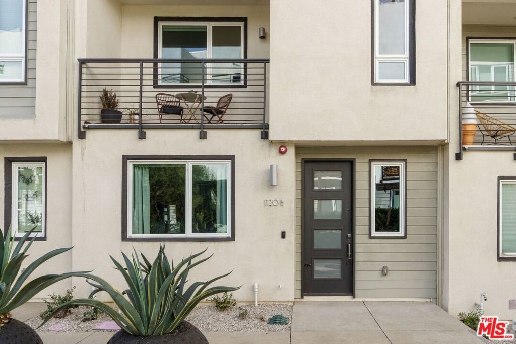 1120 1/2 N Avenue 56, Los Angeles, CA 90042 — photo 2