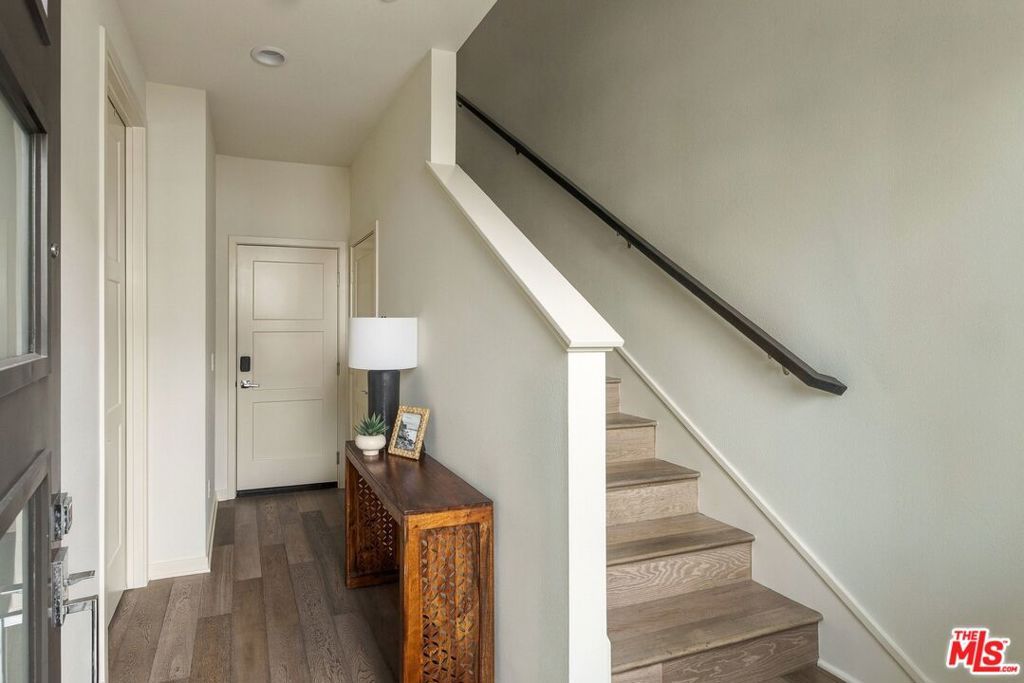 1120 1/2 N Avenue 56, Los Angeles, CA 90042 — photo 3