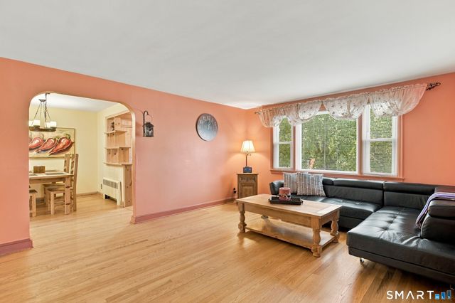 64 Davenport Road, West Hartford, CT 06110
