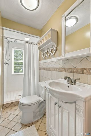64 Davenport Road, West Hartford, CT 06110