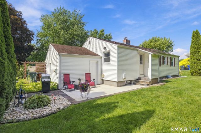64 Davenport Road, West Hartford, CT 06110