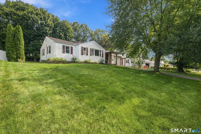64 Davenport Road, West Hartford, CT 06110