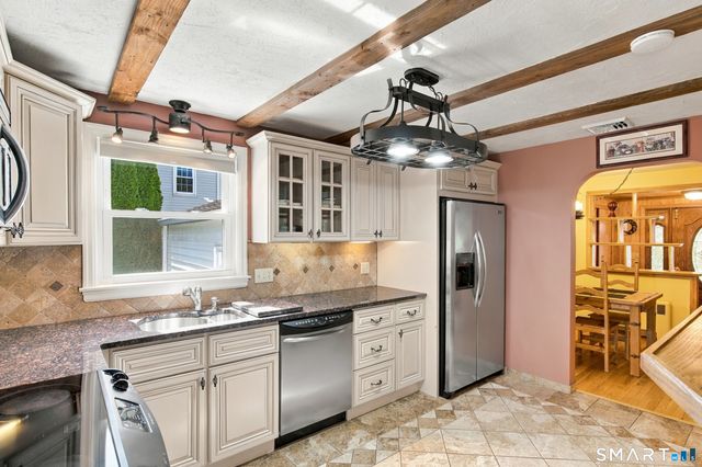64 Davenport Road, West Hartford, CT 06110