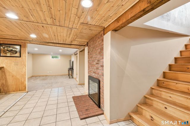 64 Davenport Road, West Hartford, CT 06110