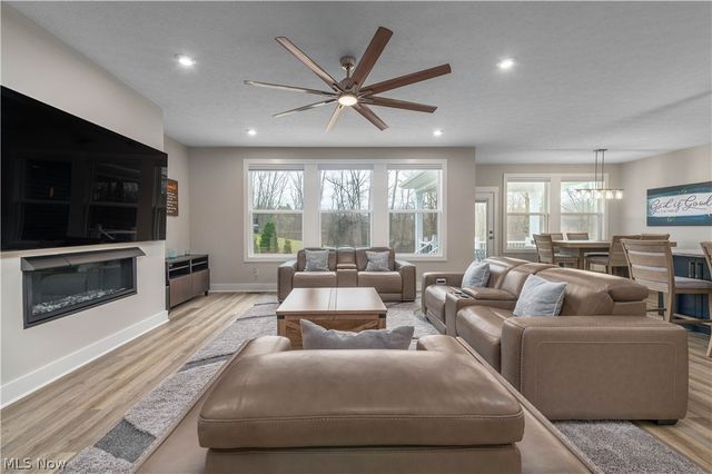 4442 Chaseline Ridge, Brunswick, OH 44212