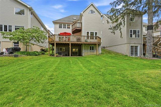9 Oxford Court, Wheatley Heights, NY 11798