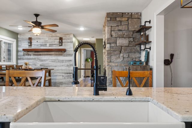 864 Escondida Road, Paris, KY 40361