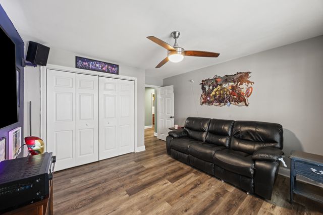 864 Escondida Road, Paris, KY 40361