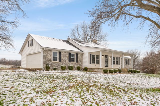 864 Escondida Road, Paris, KY 40361