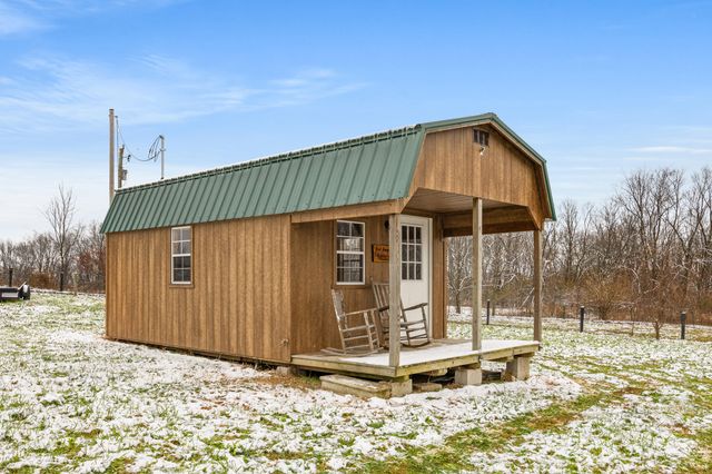 864 Escondida Road, Paris, KY 40361