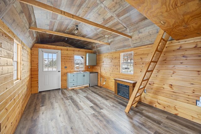 864 Escondida Road, Paris, KY 40361