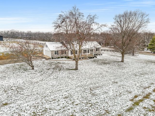 864 Escondida Road, Paris, KY 40361