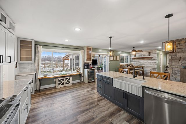 864 Escondida Road, Paris, KY 40361