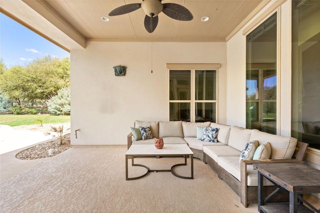 2721 Vista Heights DR, Leander, TX 78641